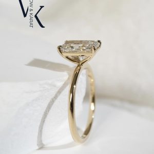 plain-band-radiant-solitaire-yellow-gold